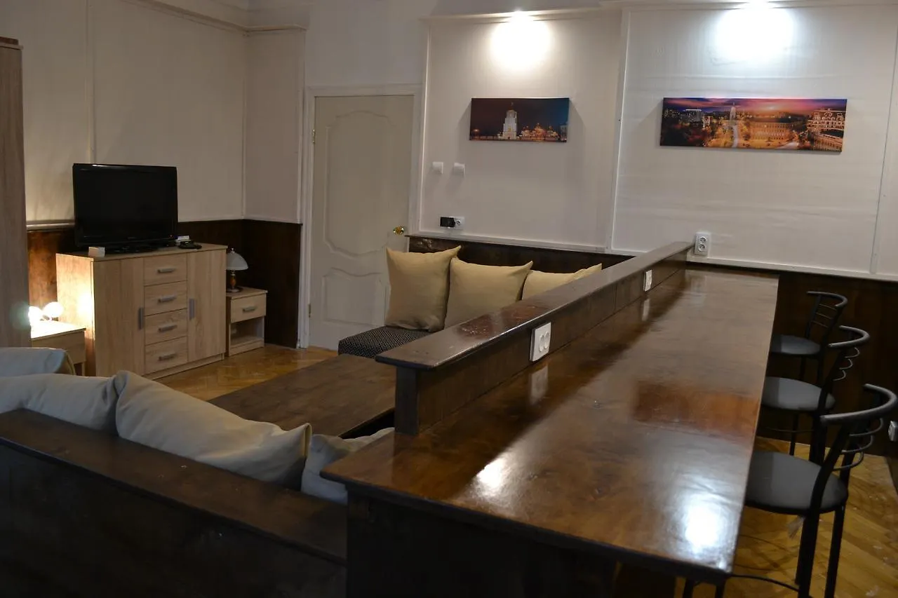 Apartment Near Golde Gates