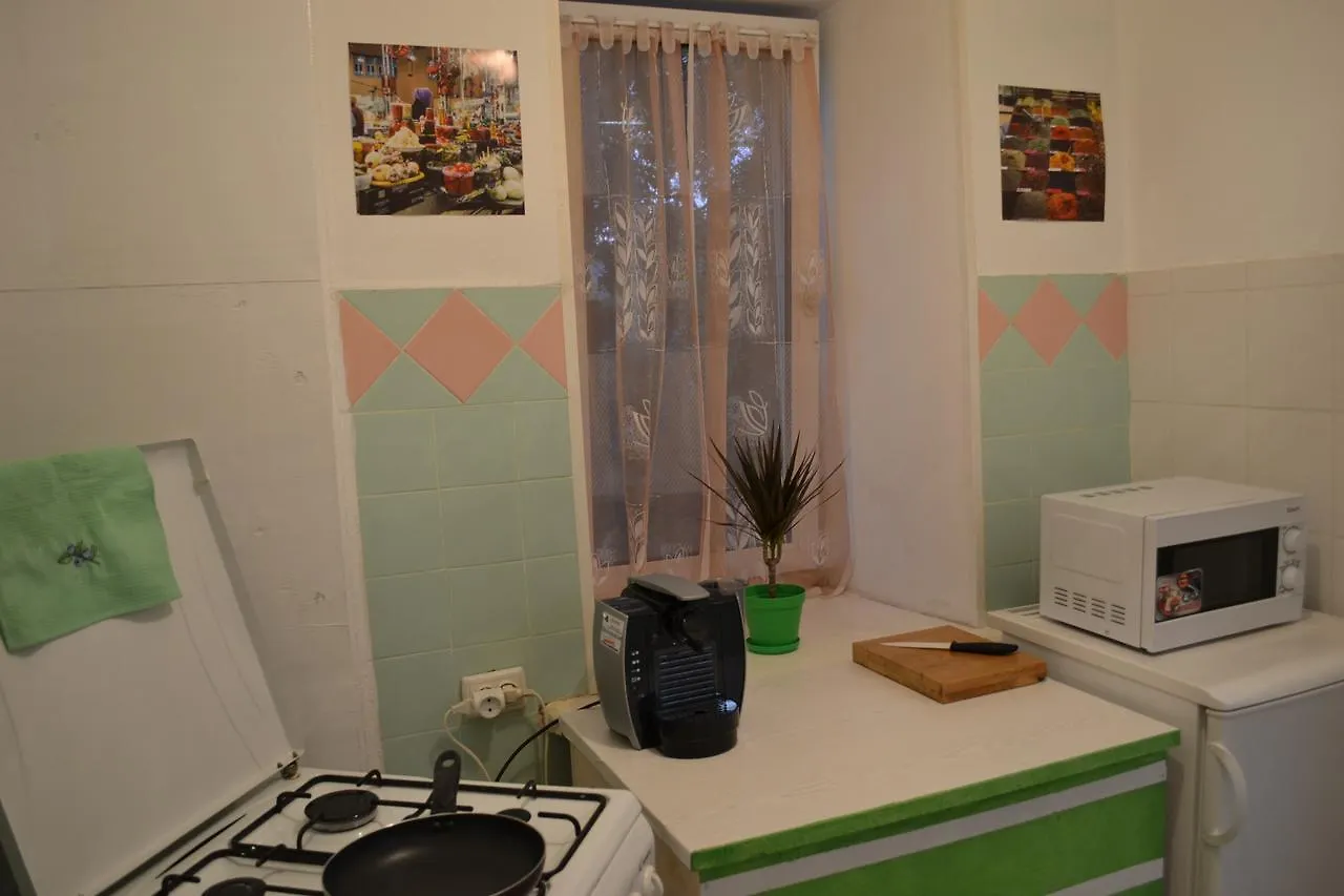 Apartment Near Golde Gates